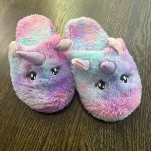 Kids Unicorn Fuzzy Slippers with Rubber Soles - size 32 (little kid 13)
